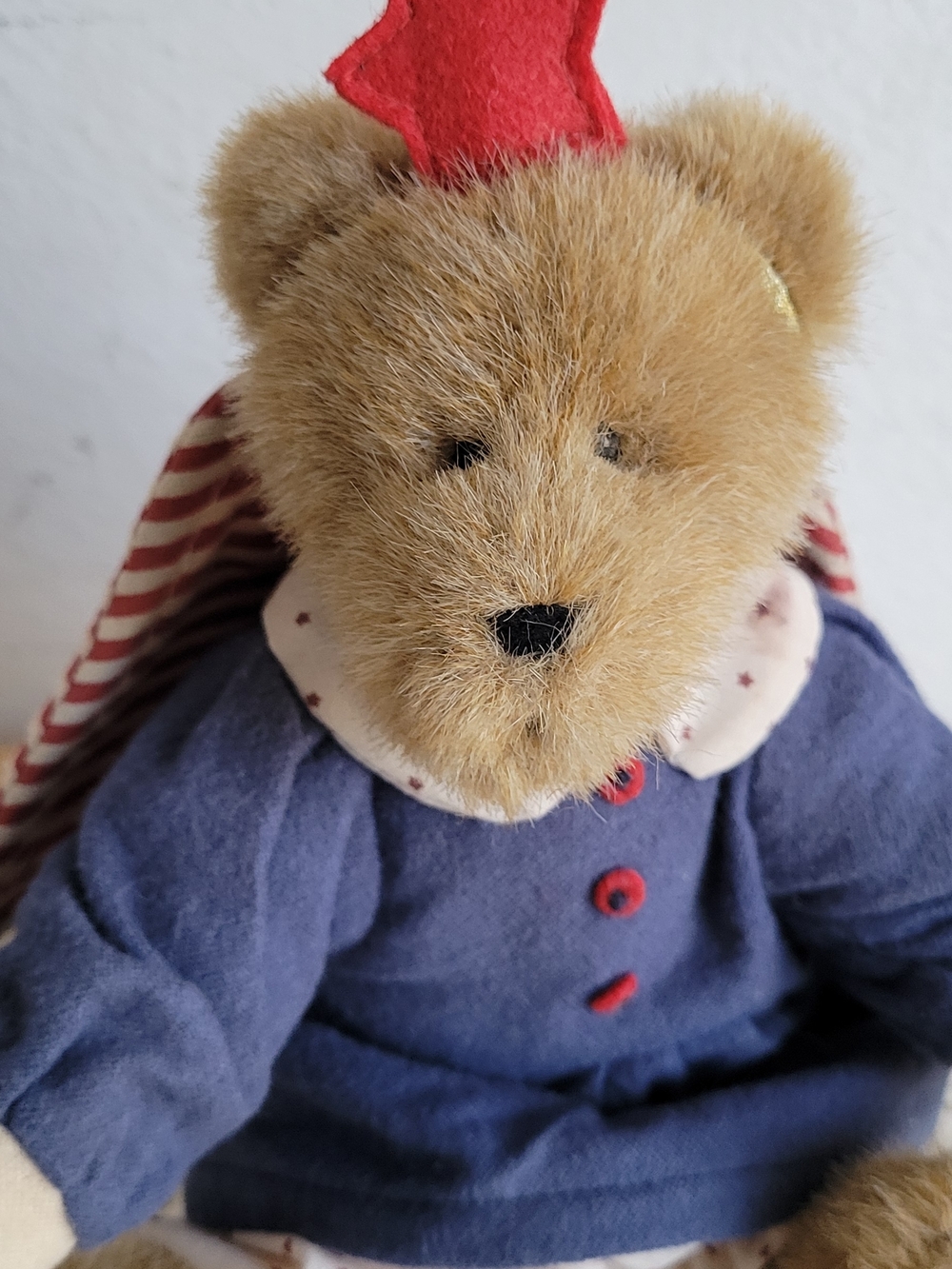 Boyds Bears Plush 10" Bear in Navy Outfit with Red Star Hat - Picture 2 of 8